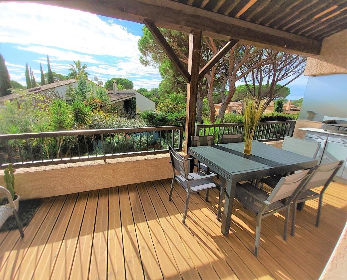La Terrasse Des Golfs, Duplex Climatise, 2 Sdb, Garage, Calme Et Verdure Saint-Raphaël Kültér fotó
